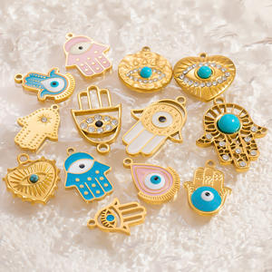 Colgante Mágico con Forma de Mano y Ojo, de Acero Inoxidable, Accesorios de Joyería DIY, Amuleto Unisex para Collar, Chapado en Oro con Engaste Pavé - Product Image 1