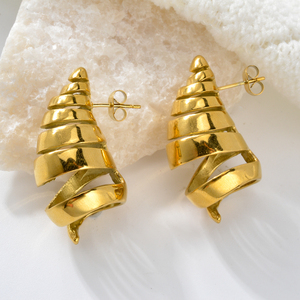 Nouveauté : Boucles d'oreilles tendance en forme de goutte d'eau, plaquées or 18 carats, en acier inoxydable, anti-ternissement, imperméables, unisexes, pour anniversaire - Product Image 6