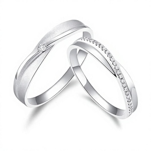 Bague de mariage KIVORA avec diamant de laboratoire de 1 carat, or blanc 14 carats, taille brillant rond, certifiée IGI, pour femme - Product Image 3