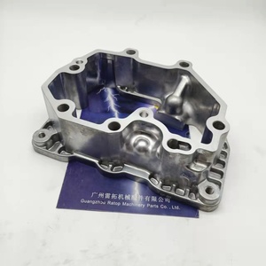 Carcasa de Balancín de Motor 6D125 de Alta Calidad, Fundición a Presión 6150-11-7110 6150117110 para PC400-5 PC400-6 - Product Image 3