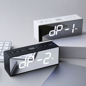 Radio FM numérique de bureau avec horloge LED, volume réglable sur 15 niveaux, variateur de luminosité, double alarme, miroir pour la décoration de la maison, adultes - Product Image 5