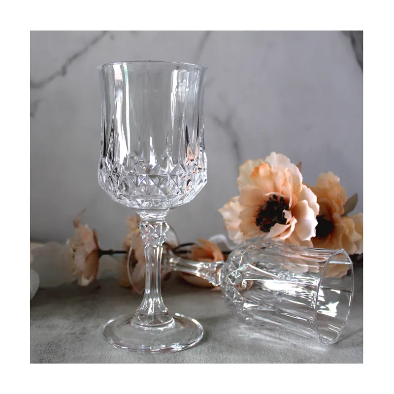 Bicchieri per acqua potabile personalizzati unici a forma di diamante italiano flauti di Champagne calice da vino set di bicchieri da vino in cristallo rosso