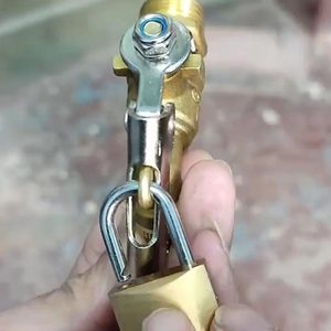 Robinet de machine à laver moderne pour salle de bain intérieure - Product Image 3