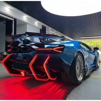 Kits carrosserie Duke Style Aero pour Lamborghini Revuelto en fibre de carbone sèche : Lame avant, jupes latérales, diffuseur arrière, ailerons, feux LED