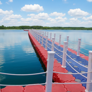 GZZH Schwimmender Doppelsteg Marina Gummifender Anlegestelle mit Deck Stahl-Pontons Schwimmende Doppelwürfel-Kunststoff-Jetski-Anlegestelle - Product Image 1