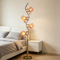 Lampu Lantai Besi Kelopak Bunga Teratai Elegan Bingkai Emas Modern Lampu LED Berdiri Kap Lampu Kaca Bunga Pink Basis E26 untuk Rumah