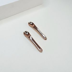 Cuillère à cosmétiques perforée en plastique électroplaqué de 6 cm – Pour crème contour des yeux et masque – Vente en gros disponible - Product Image 3