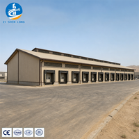 Bâtiment préfabriqué en structure métallique, entrepôt d'usine, atelier, charpente en acier robuste, construction à grande portée