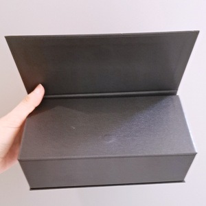 Genuin Moment Black Irregular Soft Eyewear <b>Case</b> <b>For</b> <b>Sunglasses</b> Accessories 2024 - Product Image 3