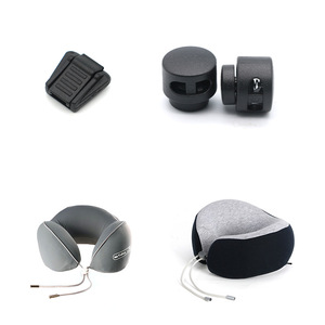 Oreiller de voyage en mousse à mémoire de forme en U avec double trou et boucle à corde, oreiller d'avion à motif uni - Product Image 2