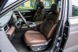 Chine SUV bonne qualité voiture à carburant Jetour X90 Plus haute vitesse <span class=keywords><strong>pas</strong></span> <span class=keywords><strong>cher</strong></span> hybride voiture à essence véhicule Jetour X90 Plus 2023 Jetour X95 - Product Image 5