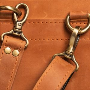 Bolsa de viaje plegable de cuero marrón duradera personalizada para almacenamiento de bastones y bastones, soporte suave hecho a mano - Product Image 5