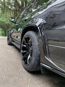 ชุดแต่งรอบคันรุ่น WALD สำหรับ Lexus LX570 ประกอบด้วย สเกิร์ตข้าง, สเกิร์ตหน้า, สเกิร์ตหลัง, คิ้วล้อใหญ่ - Product Image 5