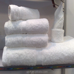 <span class=keywords><strong>Set</strong></span> di Asciugamani da Bagno per Hotel con Logo Ricamato, Asciugamani Bianchi in Spugna di Cotone - Product Image 2