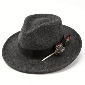 Nouvel Arrivage Chapeau Fedora Tendance de Haute Qualité pour Hommes et Femmes, Style Ethnique avec Couronne Cœur Pêche et Plumes - Product Image 1