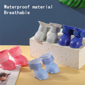 Vente en gros de chaussures pour chiens de compagnie pour petits chiens chats chaussures antidérapantes pour chiots imperméables couleurs bonbons bottes de pluie pour chiens produit pour animaux de compagnie - Product Image 5