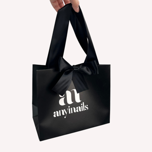 Sacs cadeaux noirs imprimés sur mesure avec grand nœud en satin - Sacs shopping pour bijoux, cosmétiques et lunettes - Product Image 3