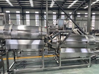 Machine automatique de fabrication de snacks frits, extrudeuse de chips de maïs, ligne de production de chips Bugles et de chips de salade
