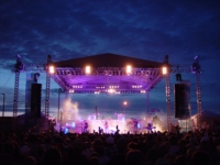 Scènes événementielles mobiles faciles à installer, scène de concert en plein air, structure modulaire carrée en alliage d'aluminium pour l'éclairage, les DJ et les expositions