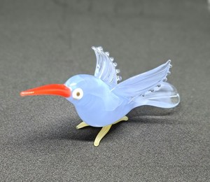 Figurine d'oiseau bleu en verre cristal fait main, bec rouge, décoration de bureau contemporaine, vase de table pour Diwali, mariage, pièce unique - Product Image 6