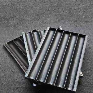 4060 80/1000 Bandeja para hornear <span class=keywords><strong>pan</strong></span> personalizable comercial Baguette perforada Bandeja para hornear <span class=keywords><strong>pan</strong></span> baguette <span class=keywords><strong>Pan</strong></span> 6080 - Product Image 3