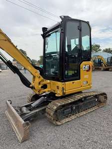 รถขุดขนาดเล็กมือสอง Caterpillar 303 CAT 303 303CR 303E รถขุดไฮดรอลิกขนาดเล็ก 3 ตัน เครื่องจักรก่อสร้างขนาดเล็ก พร้อมหัวเจาะ - Product Image 2