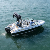 Prix Usine Bateau Sportif en Fibre de Verre pour 6-8 Personnes, Bateau Hors-Bord Haute Vitesse pour la Pêche, le Divertissement et les Loisirs en Plein Air - Vente Chaude