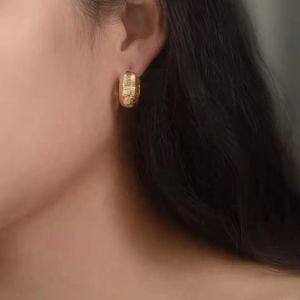 Xinfly Wholesale Daily Wear Design Fashion Custom Luxury Chunky Small <b>Bling</b> Pure Real 18k Yellow Gold Hoop <b>Earrings</b> Women - Product Image 5