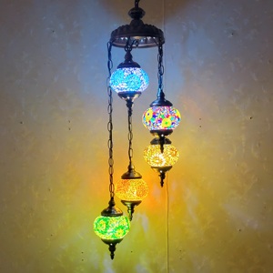 Lampada turca <span class=keywords><strong>lampadario</strong></span> scala 5 globo paralume fatto a mano <span class=keywords><strong>con</strong></span> mosaico di vetro colorato luce pendente - Product Image 1