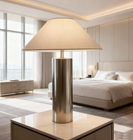 Lampe de table en lin à succès pour hôtel, maison, chambre à coucher, chevet, bureau – Lampe de table LED en laiton
