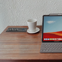 Table de chevet avec prise de courant encastrée USB C, station de charge de bureau avec 2 prises de courant américaines USBA+USB-C