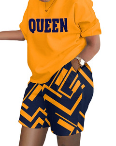 Conjunto de pantalones cortos informales de verano para mujer, Camiseta con estampado de letras, pantalones cortos a juego, Traje de dos piezas de tela con decoración de patrón - Product Image 3