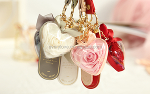 Portachiavi Artigianale di Tendenza 2026, Charm per Borsa, Regalo Ideale per la Festa della Mamma e San Valentino, Rosa Stabilizzata - Product Image 6