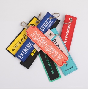 Logo promotionnel personnalisé Anime enlever avant un équipage de conduite Double face tissé tissu broderie brodé clé Jet Tag porte-clés - Product Image 1