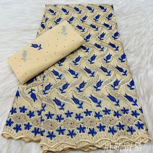 Tela africana de algodón puro con pedrería para prendas bordadas de mujer, adecuada para atuendos de fiesta y banquete, algodón suizo. - Product Image 1