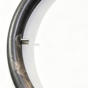 Camera d'Aria per Bicicletta di Alta Qualità 26 <span class=keywords><strong>X</strong></span> <span class=keywords><strong>2</strong></span> <span class=keywords><strong>1</strong></span>/<span class=keywords><strong>2</strong></span>, Opzione Camera d'Aria Interna per Pneumatici Bici 26 <span class=keywords><strong>X</strong></span> <span class=keywords><strong>2</strong></span>.5 - Product Image 3