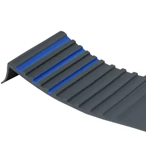 Non-toxic no crack nard surface non slip stair treads rubber plastic vinyl pvc rubber stair covering