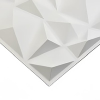 Design moderne Carrelage mural 3D blanc Panneau de fond de canapé PVC 3D imperméable Panneaux muraux extérieurs Panneaux de pvc Salle de bain