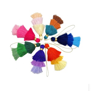Décoration de Noël en coton et soie faite à la main, écologique, avec des pompons colorés personnalisés en or de 6 cm, E-Magic - Product Image 2