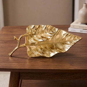 Plateau décoratif élégant en forme de feuille plaqué or, motif végétal irrégulier, design moderne, pièce unique, décoration d'appoint - Product Image 5