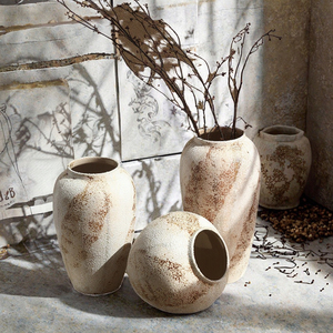 Vaso da Tavolo in Ceramica Rustica, Decorazione Vintage per Casa in Stile Fattoria Moderna - Product Image 2