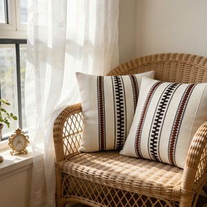 Fodere per <span class=keywords><strong>Cuscini</strong></span> Decorativi a Righe Stile Europeo Vintage, <span class=keywords><strong>Cuscini</strong></span> di Lusso per Divano, <span class=keywords><strong>Cuscini</strong></span> per Testiera, <span class=keywords><strong>Cuscini</strong></span> Lombari - Vendita all'Ingrosso - Product Image 3