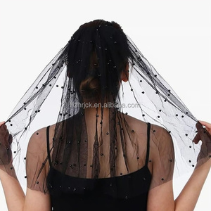 Velo da sposa gotico di Halloween con perle, accessori per capelli per addio al nubilato, velo nero 'Bride or Die' - Product Image 1