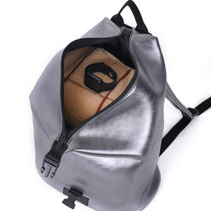 <span class=keywords><strong>Sac</strong></span> <span class=keywords><strong>à</strong></span> <span class=keywords><strong>dos</strong></span> portable <span class=keywords><strong>20L</strong></span> en néoprène tendance pour jeunes filles, imperméable, idéal pour l'école et les femmes - Grande Vente Nationale - Product Image 4