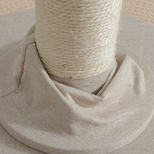 Arbre à gratter pour chat moderne et simple, couleur crème, avec griffoir premium en sisal et boule suspendue pour chatons - Product Image 3