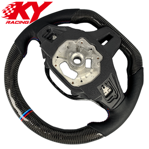 Volant personnalisé en fibre de carbone avec LED et indicateur de régime pour BMW G20 G22 G30 G32 G42 G80 G82 G87 G05 G06 G14 G15 M340i 840i M2 M3 M4 M8 - Product Image 3