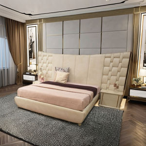 <span class=keywords><strong>Lit</strong></span> italien moderne de luxe King Size avec tête de <span class=keywords><strong>lit</strong></span> haute rembourrée <span class=keywords><strong>en</strong></span> cuir souple et bois doré sur mesure pour les chambres d'hôtel - Product Image 5