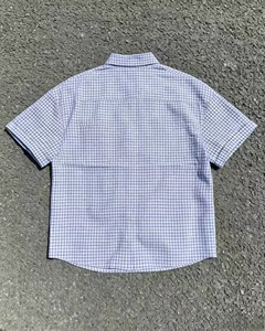 เสื้อเชิ้ตแขนสั้นลายสก็อตผู้ชาย ทรงปกติ สไตล์ลำลอง ปักโลโก้ด้านหน้า ผ้าฝ้ายทอ 100% ลายทอ ดีไซน์คอปกติดกระดุม - Product Image 2