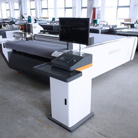 Machine de découpe automatique du cuir pour chaussures, sacs, vêtements |   Cutter à lame oscillante CNC avec caméra CCD