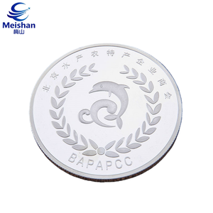 Insignia Decorativa Coleccionable <span class=keywords><strong>de</strong></span> Aleación Metálica con Grabado <span class=keywords><strong>de</strong></span> <span class=keywords><strong>Constelación</strong></span> <span class=keywords><strong>de</strong></span> la Galaxia Nebulosa Noche Estrellada <span class=keywords><strong>de</strong></span> Meishan, con Brillo Dinámico - Product Image 3